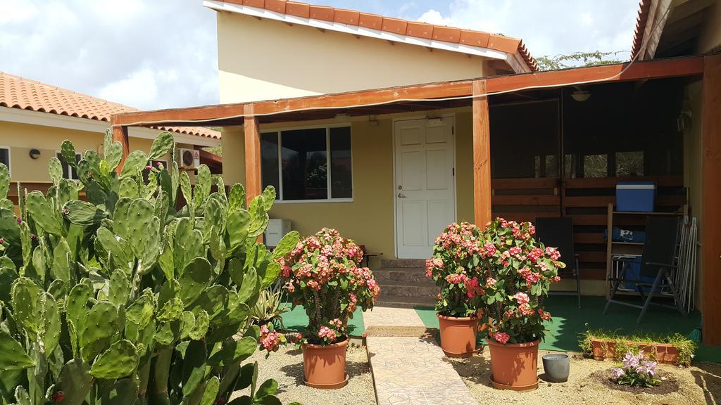 Bubali Studio Palm Beach Exterior photo